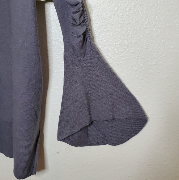 Hinge Gray Runched Bell Sleeve Cardigan NWT - Picture 3 of 8